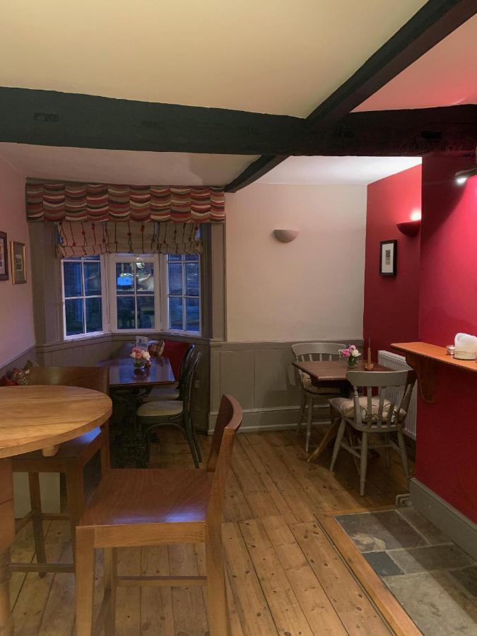 ניוברי The White Hart Inn מראה חיצוני תמונה