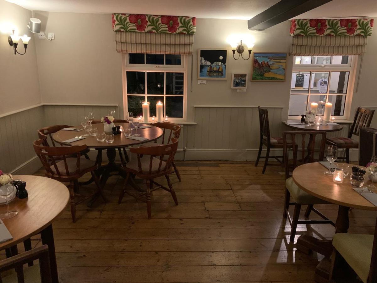 ניוברי The White Hart Inn מראה חיצוני תמונה