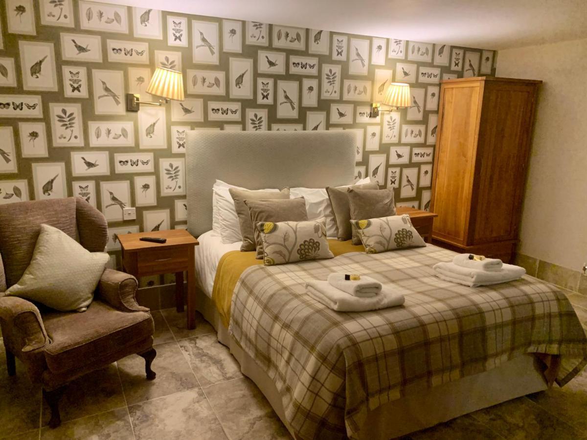 ניוברי The White Hart Inn חדר תמונה